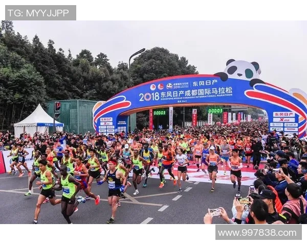 重庆攀岩队在马拉松大满贯积分榜中以72分稳居第一名